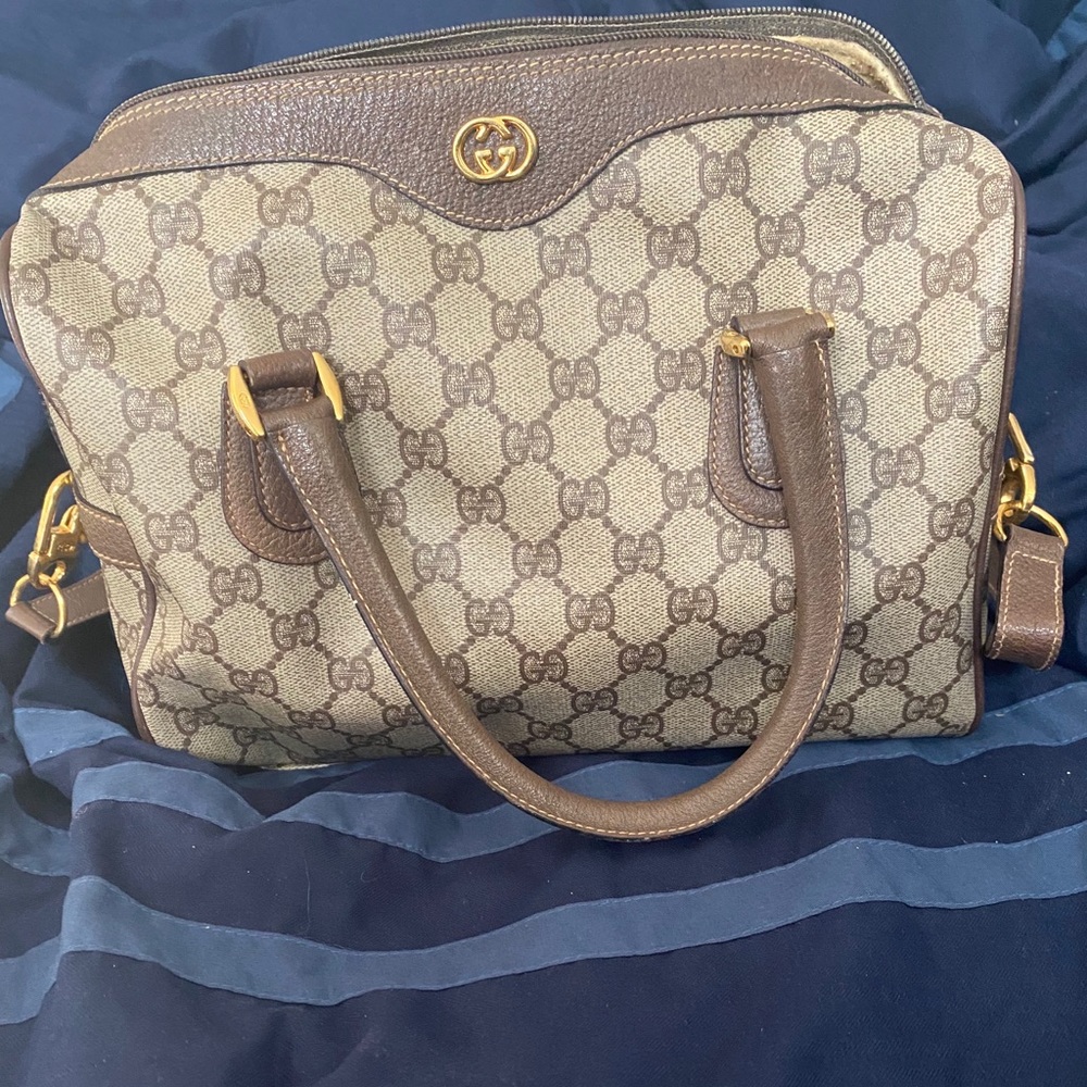 Vintage Gucci bag with shoulder strap